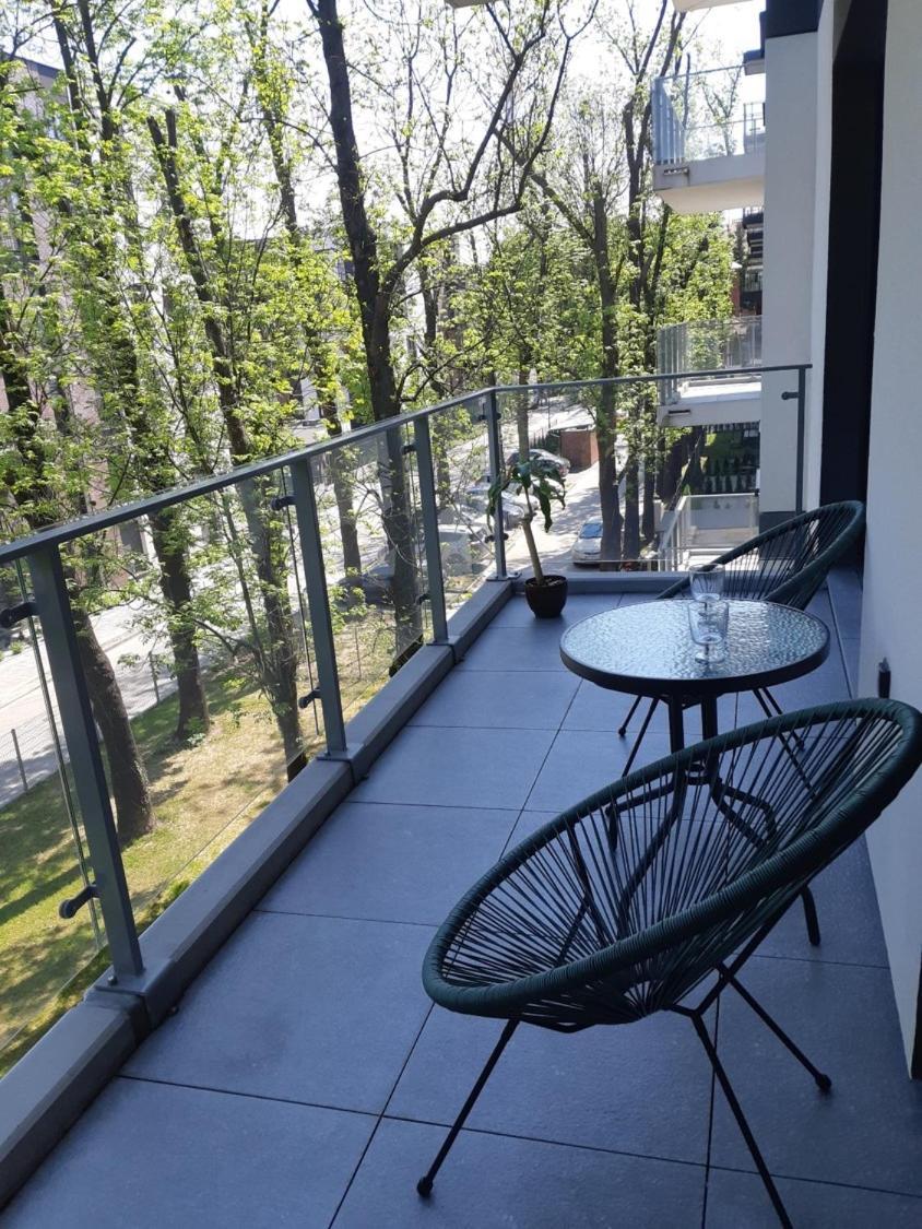 Emerald Rakowicka Apartment คราคูฟ ภายนอก รูปภาพ