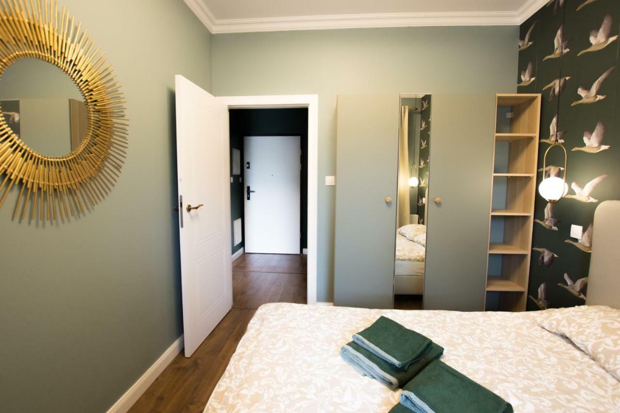 Emerald Rakowicka Apartment คราคูฟ ภายนอก รูปภาพ